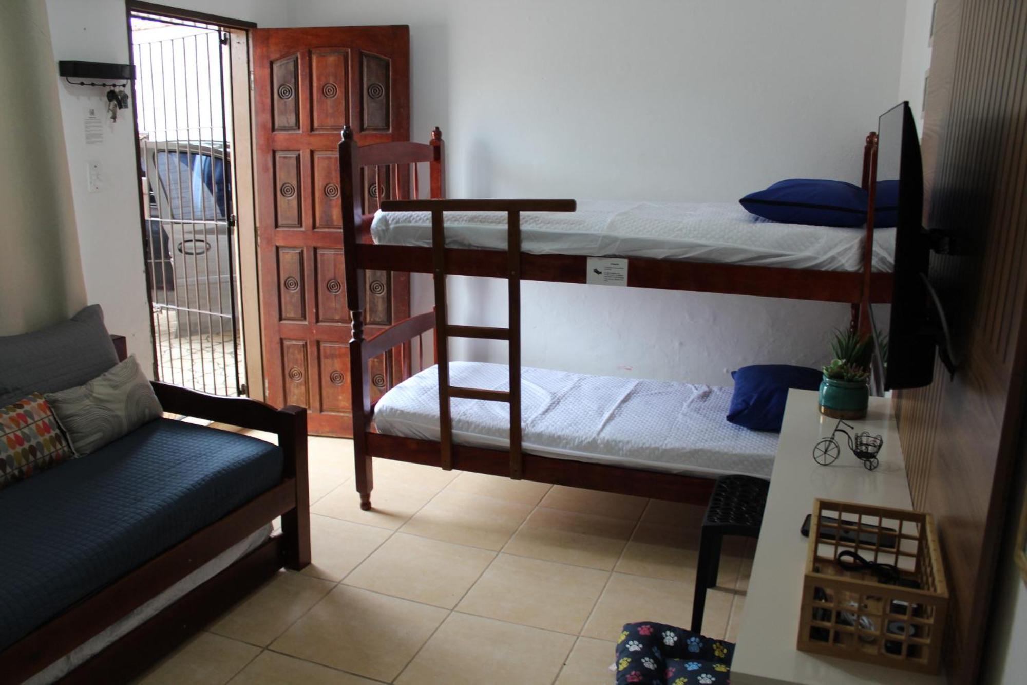 Casa Simples, Ampla E Confortavel A 5 Min Da Holiday home
