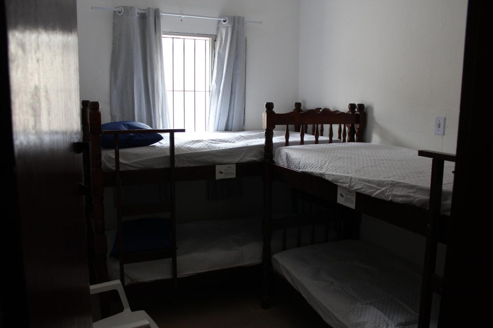 Casa Simples, Ampla E Confortavel A 5 Min Da *